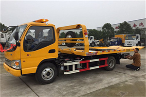 尼木哪里有拖车服务